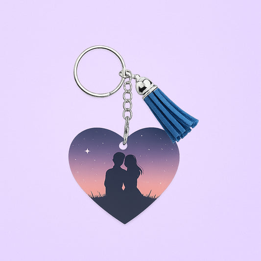 Porte-clé en forme de cœur personnalisé avec prénom ou message, cadeau unique et original pour toutes les occasions.